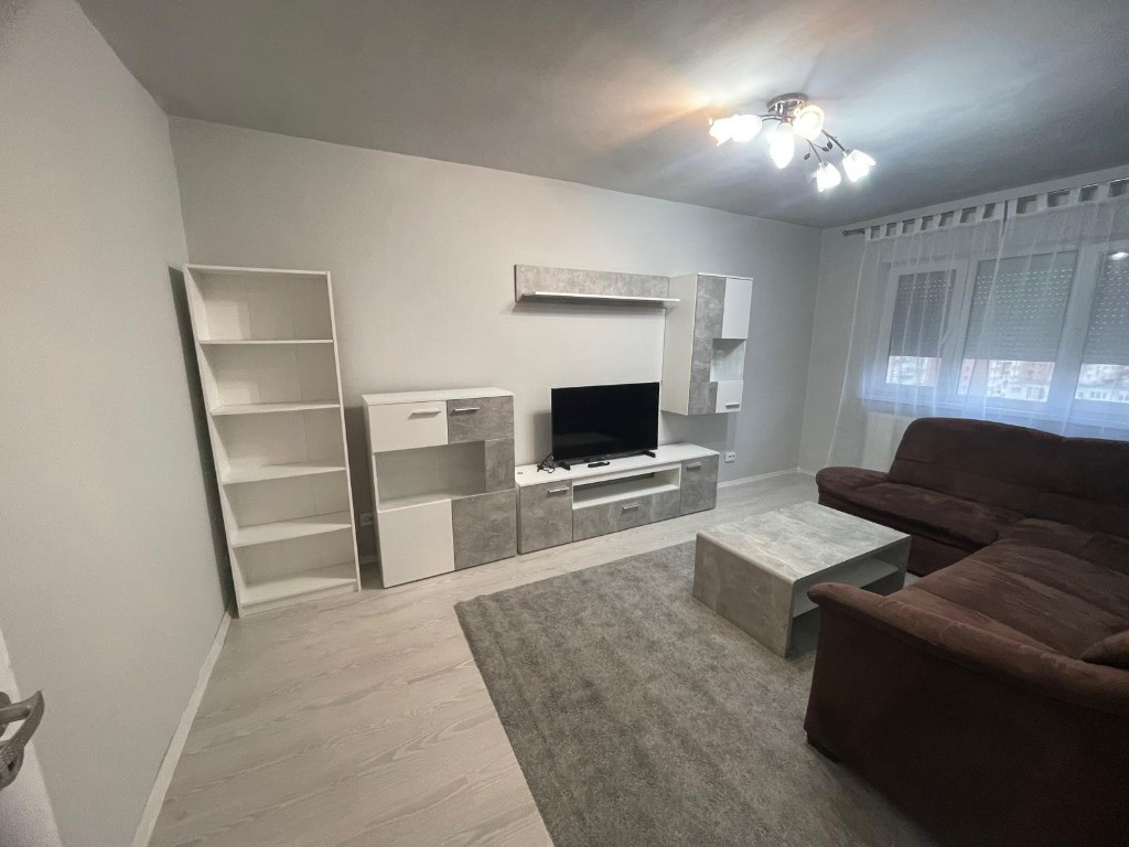 Apartament 3 camere zona Lebada -Vlaicu