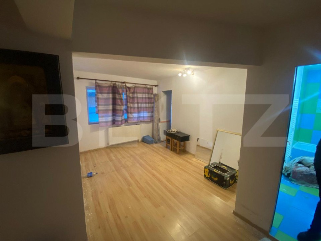Apartament 2 camere, 41 mp, cu terasa, Baciu, zona Regal