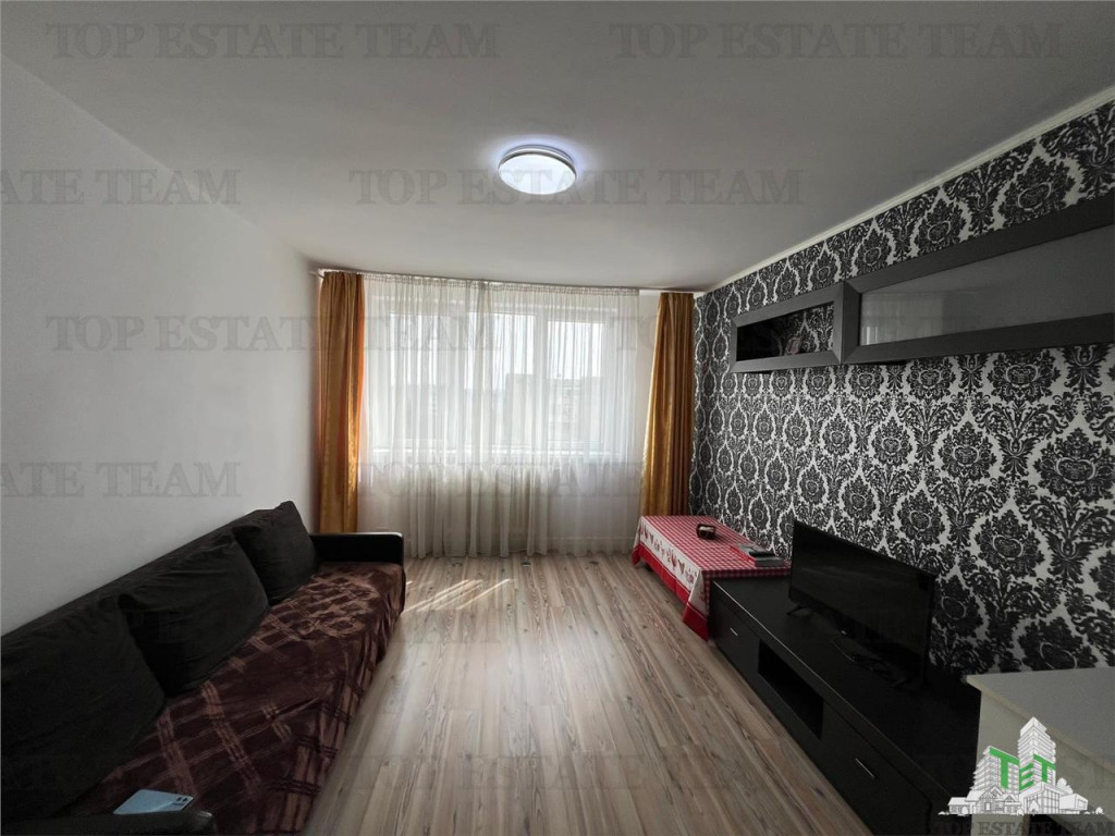De inchiriat apartament 3 camere, Piata Straduintei