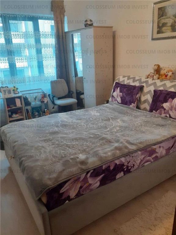 Tractorul - etaj 1, 2 camere, 2 bai, decomandat, spatios, terasa!