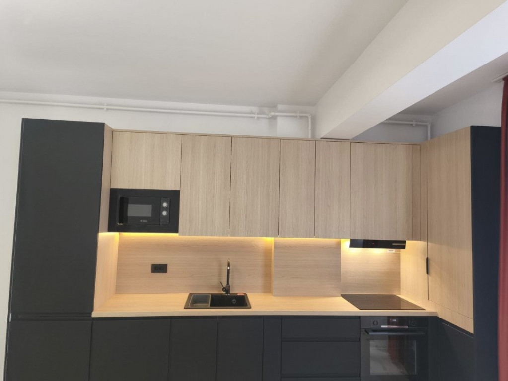 Apartament 3 camere, etaj intermediar, Calea Bucovinei, Rada