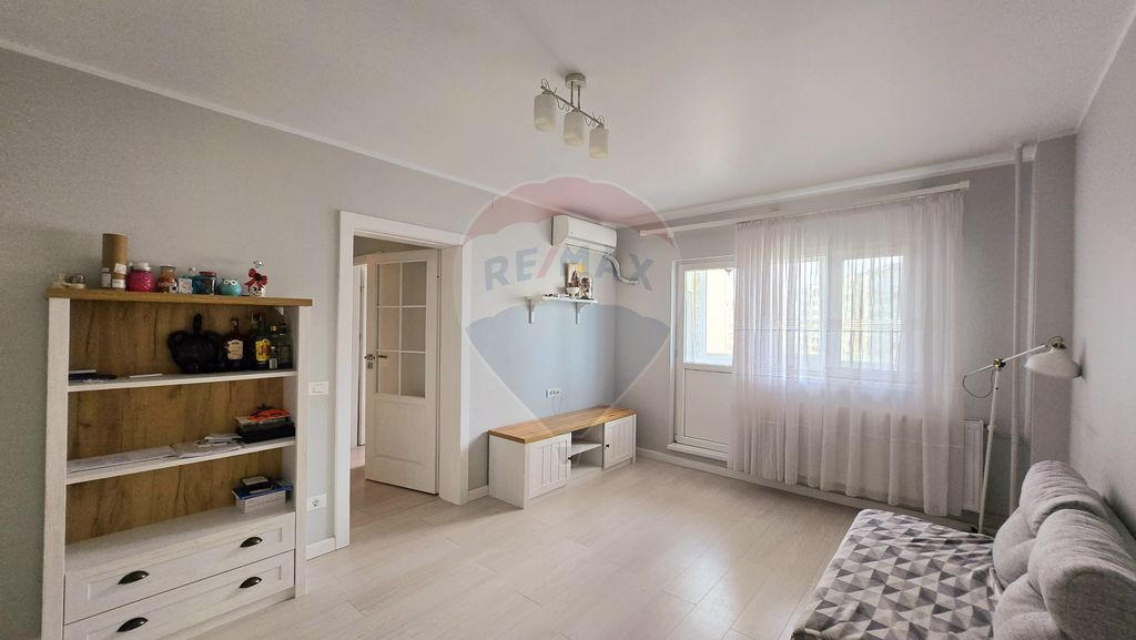 Antecontract semnat! Apartament 4 camere - Aparatorii Pat...