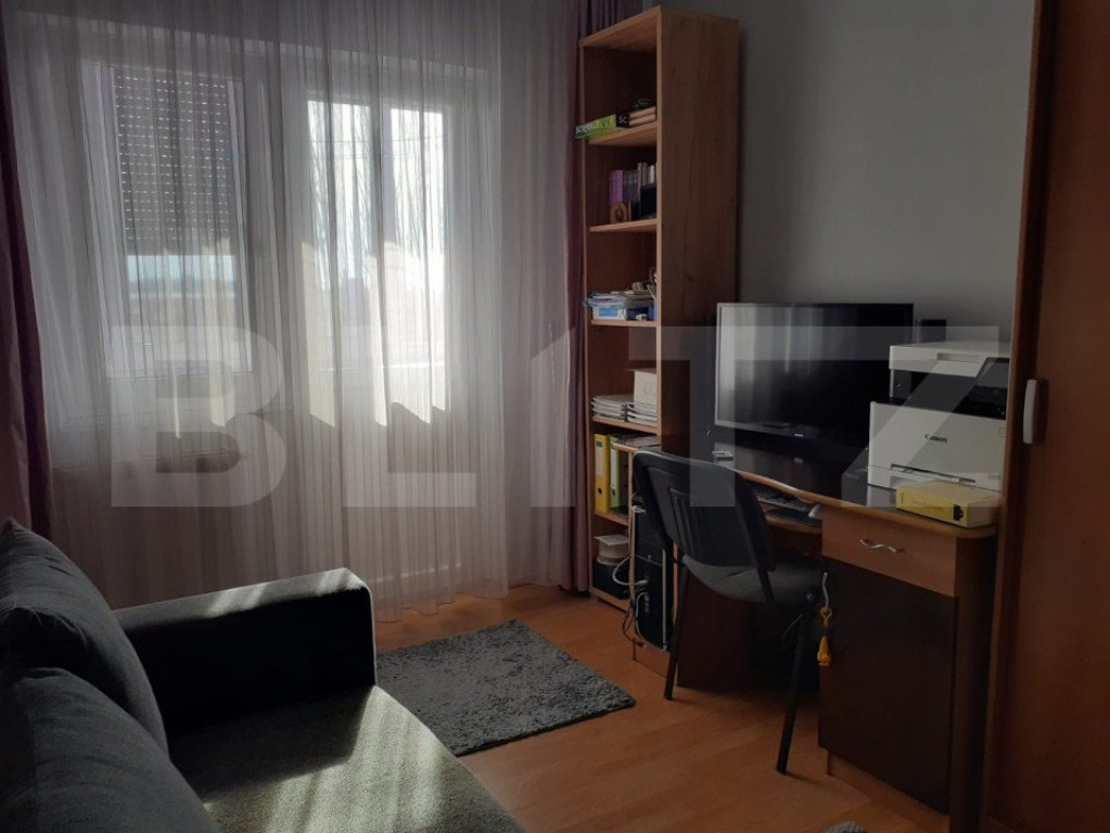Apartament de vânzare cu 2 camere, 40 mp, zona Iosia, Orade
