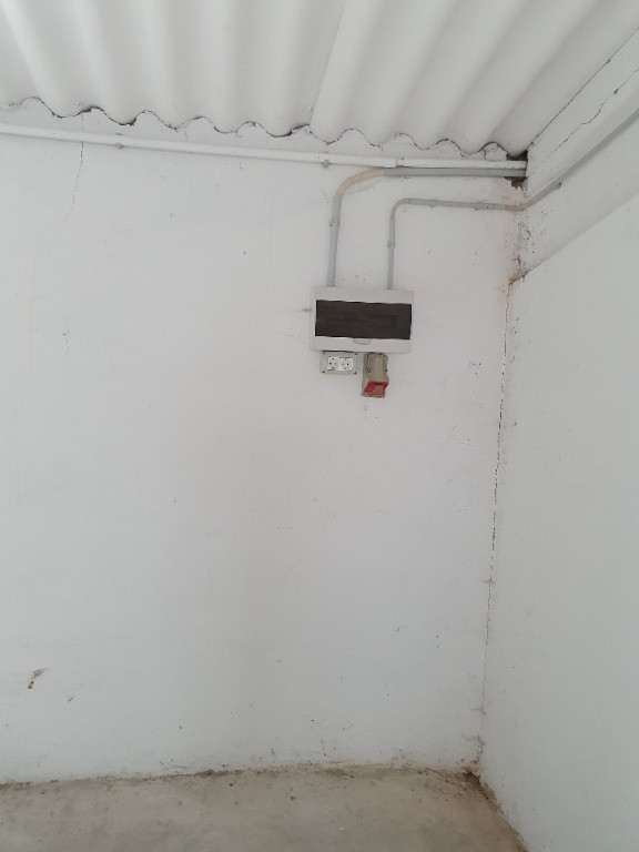 Hala zona BAT - 100 mp