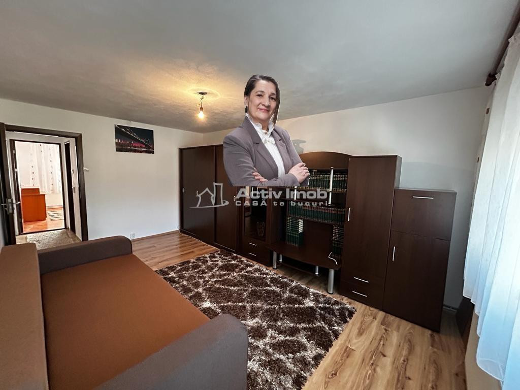 Resita, 2 Cam. Conf.1, Decomandat, Lunca