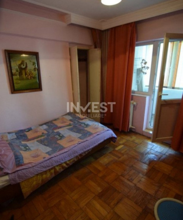 Apartament 4 camere -ETAJUL 1