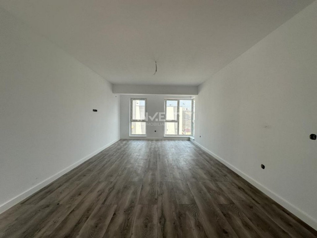 MUTARE IMEDIATA! 3 CAMERE 2 BAI+ GRADINA