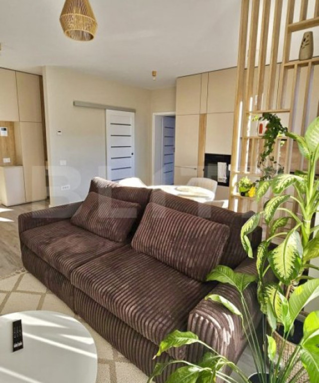 Comision zero! Apartament cu 3 camere, 100 mp utili, 120 mp