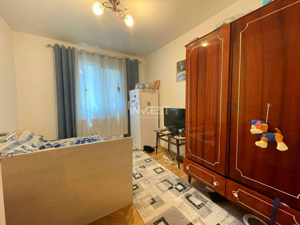 Apartament 4 camere-Tatarasi-etaj 1