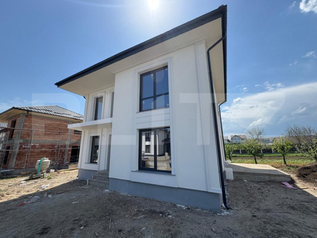 Casa individuala , 105mp utili , 303 mp teren, Lisaura