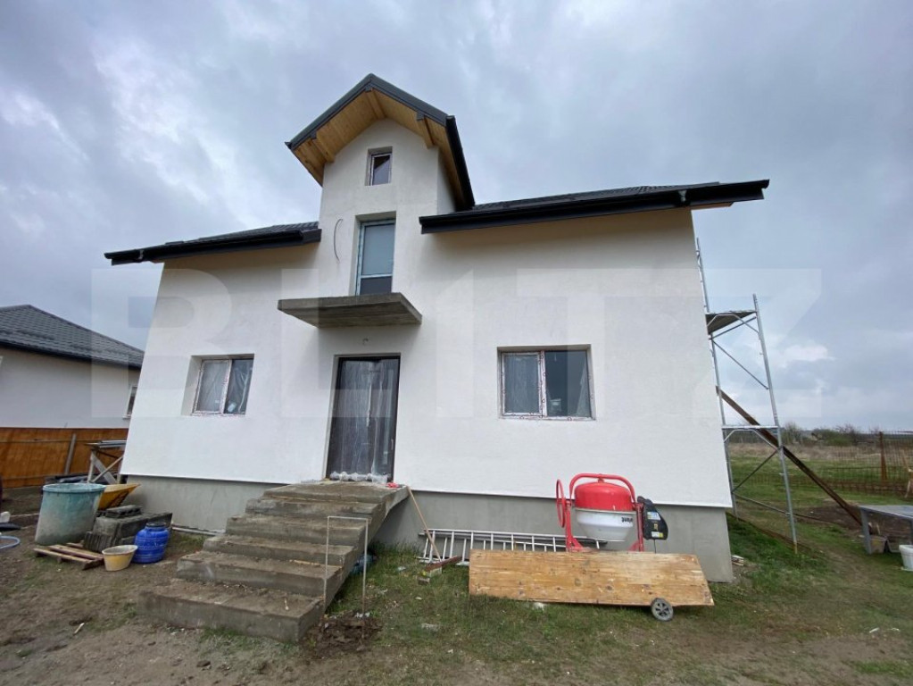 Casa individuala, 150mp utili, 350mp teren, Vorovesti