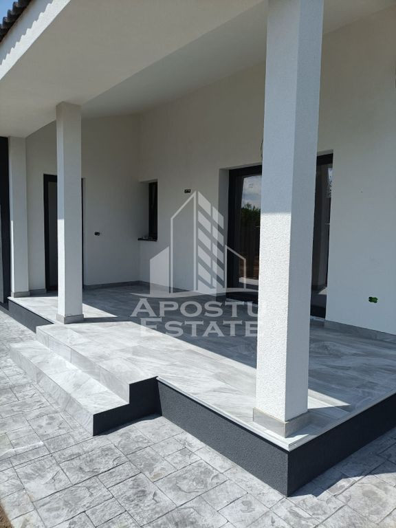 Duplex 5 camere Mosnita Veche ambele unitati disponibile ...