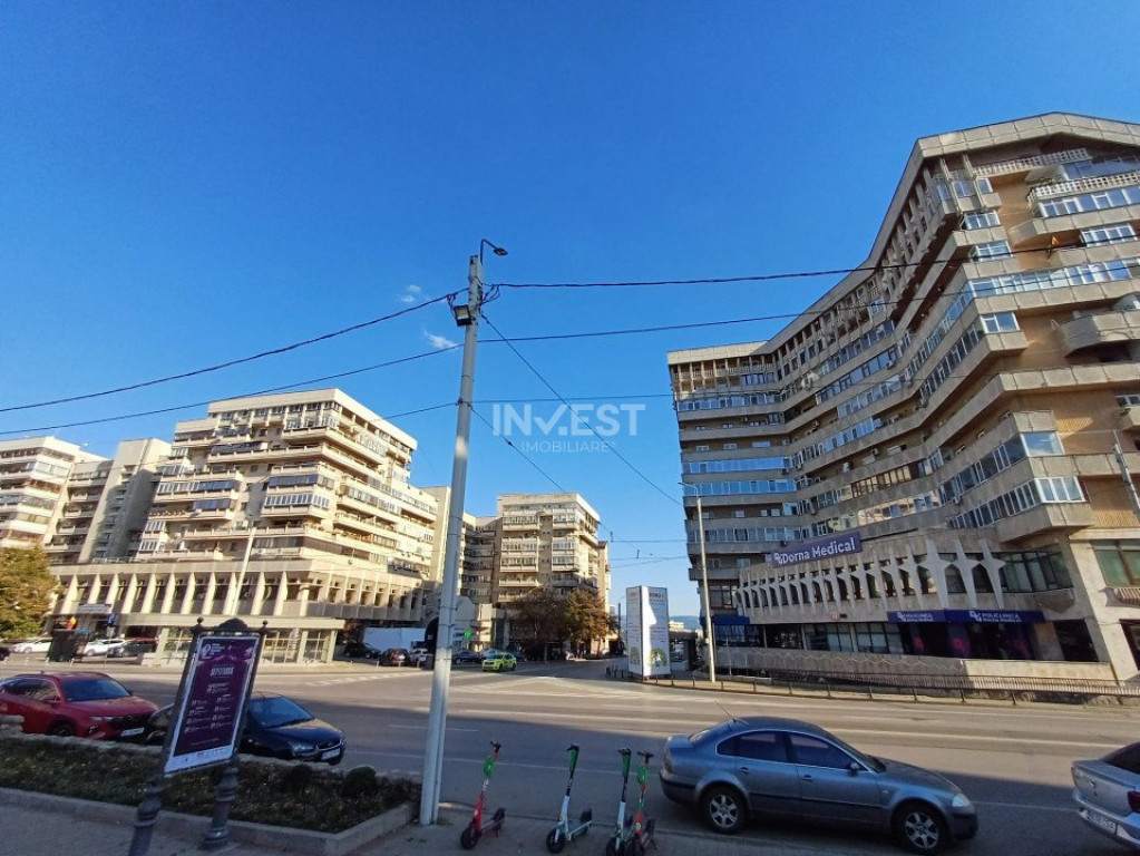 CENTRU-Hala Centrala- apartament 2 camere decomandat, etajul