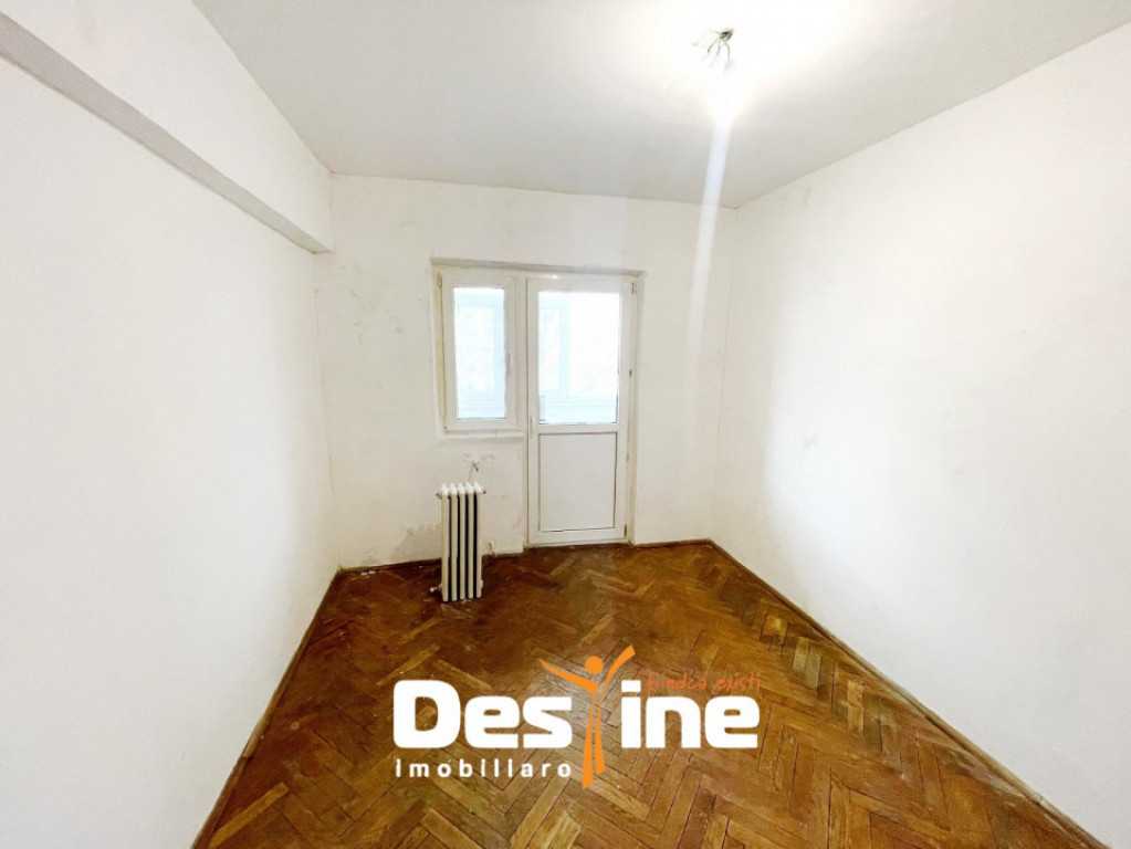 Apartament 4 camere, decomandat, Galata, 152.900 euro