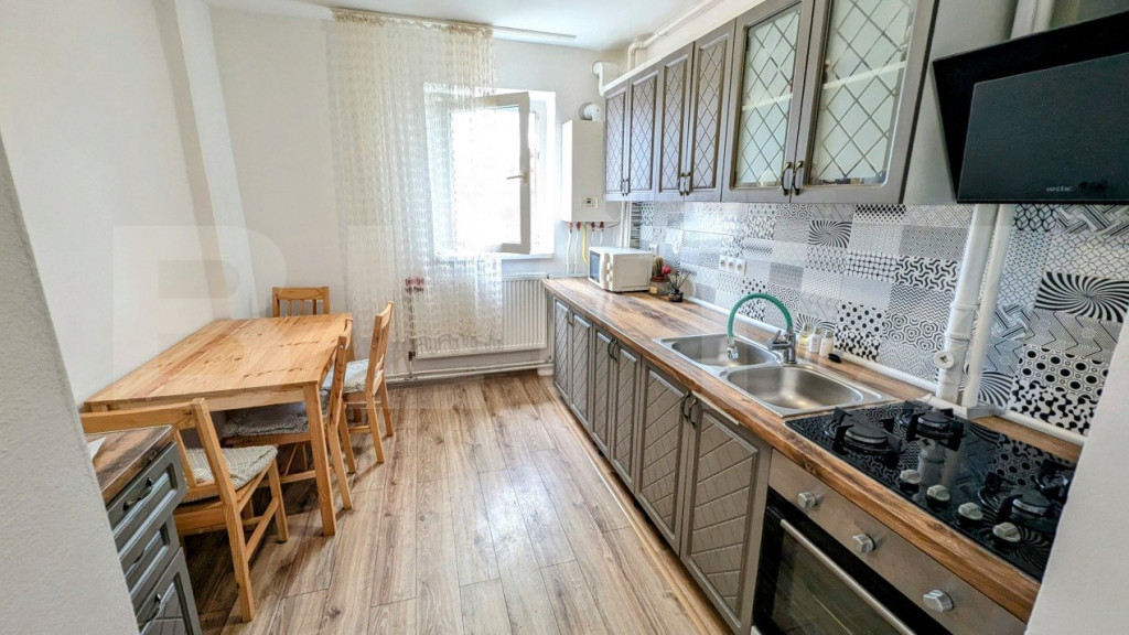 Apartament 2 camere , zona Cetate