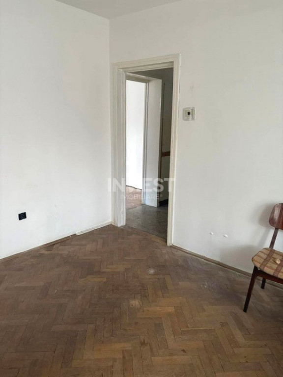 Apartament 2 camere - etajul 1 - Cantemir, Podu Roș