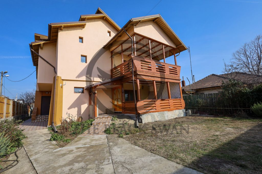 Proprietate cu 2 constructii | Valea Calugareasca | COMIS...