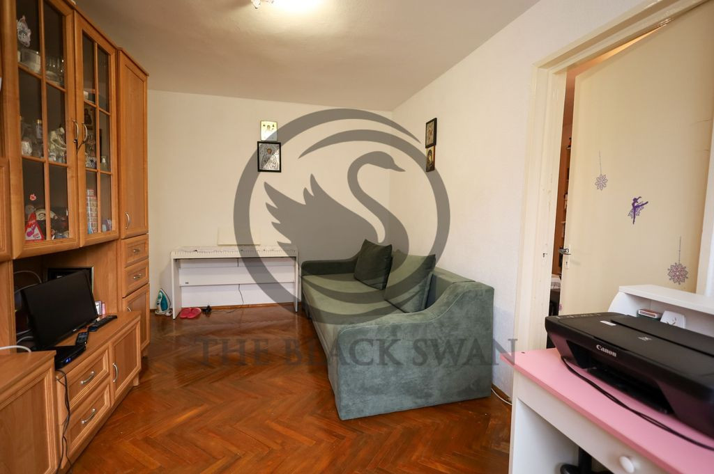 Apartament 3 camere de vanzare | Vest, Ploiesti | COMISIO...