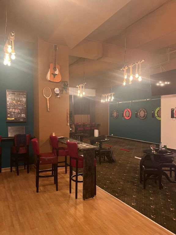 Titulescu, stradal , renovat,spatiu, suprafata utila 112 mp,