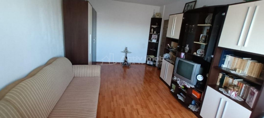 Apartament - 2 camere - Tractorul