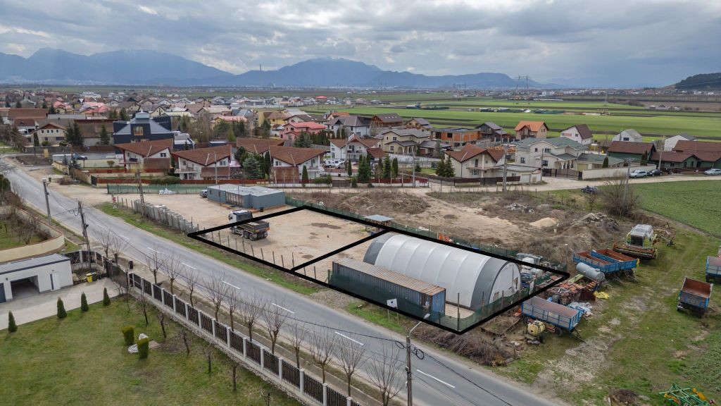 Loturi de casa cu utilitati si acces la strada asfaltata ...