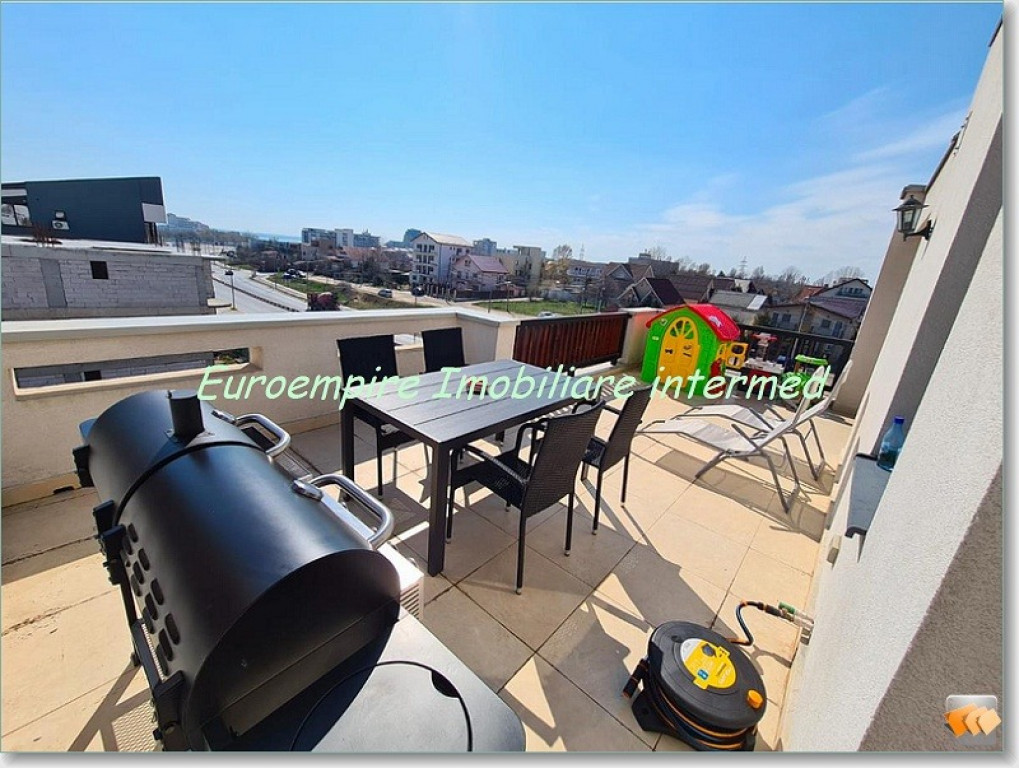 Apartament 2 camere cu terasa zona Mamaia