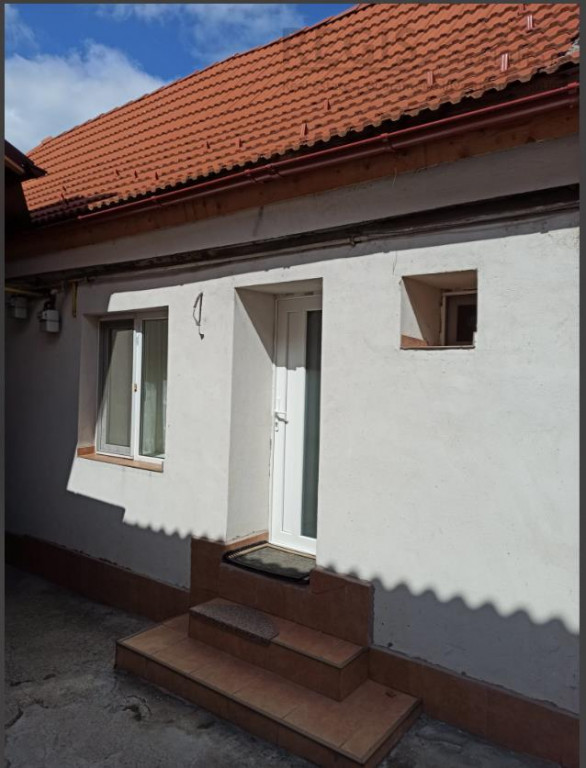 Rezervata!Garsoniera renovata Bisericii Romane