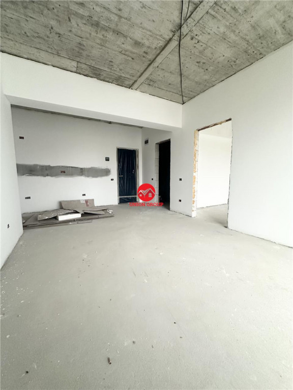 Apartament 2 camere Mamaia Nord, in Complex cu Piscina si Lo