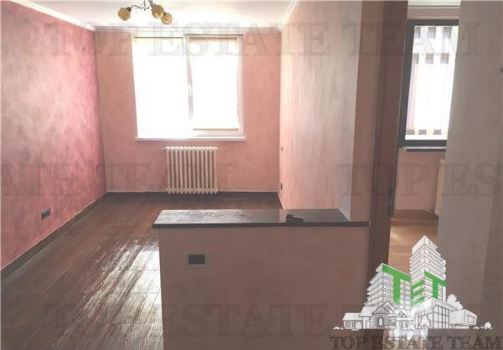 Super : Apartament 4 camere Calea Romanului - Piatra Neamt