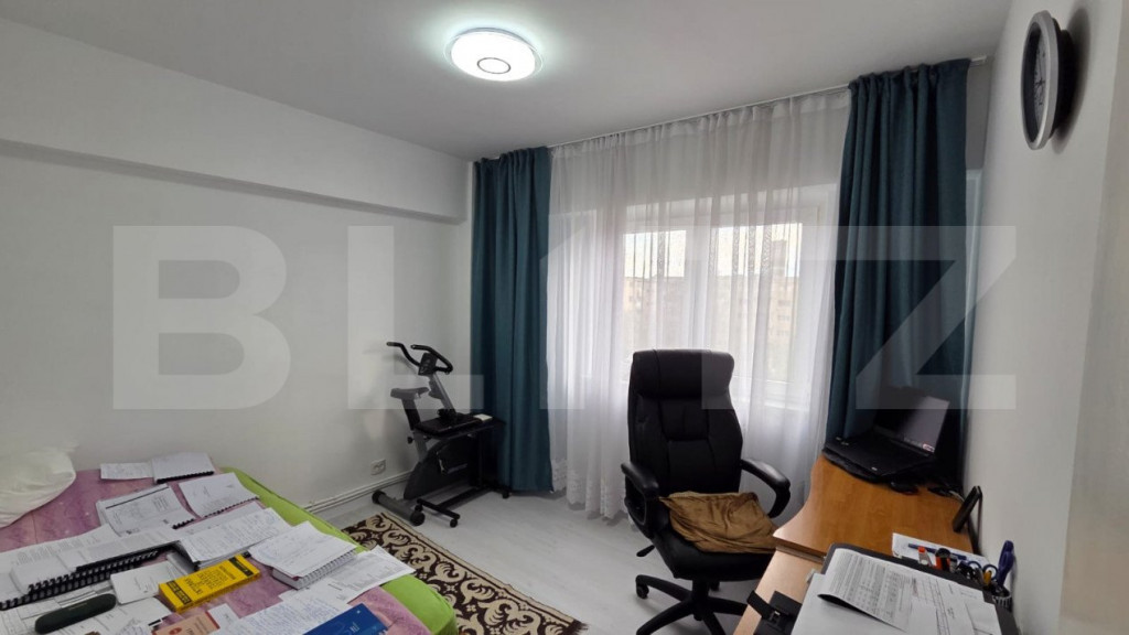 Apartament cu 4 camere, decomandat, 78,7 mp utili, etajul 3,