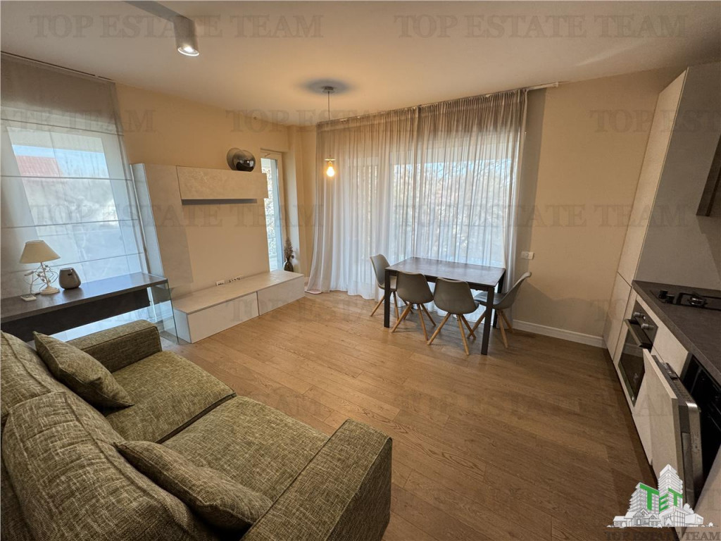 Apartament cu 3 camere de inchiriat in complex La Gloire