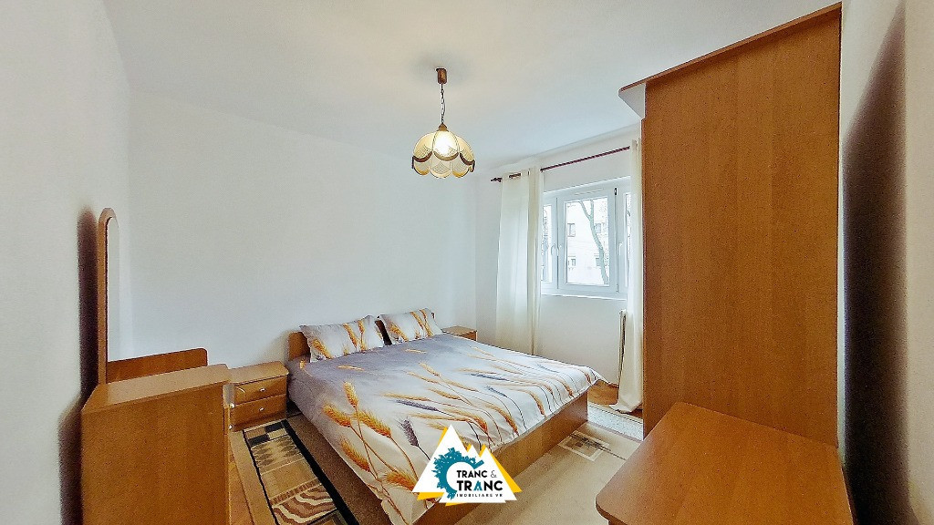 Apartament decomandat cu 2 camere în Micalaca, zona 300