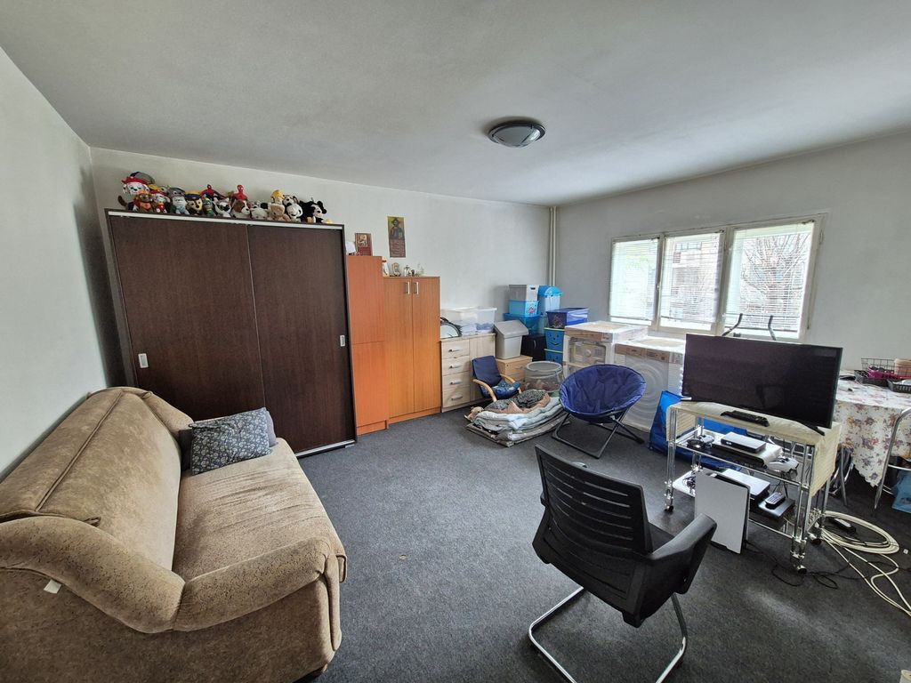 Apartament cu 3 camere 76,17 mp - str. Novaci - 13 Septem...