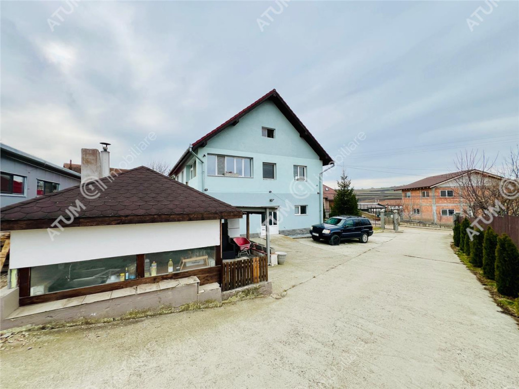 Spatiu industrial cu 2 hale si anexe teren 2543 in Hamba jud