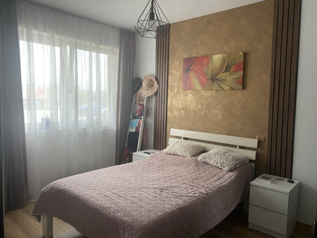 Apartament 3 camere la parter, cu gradina