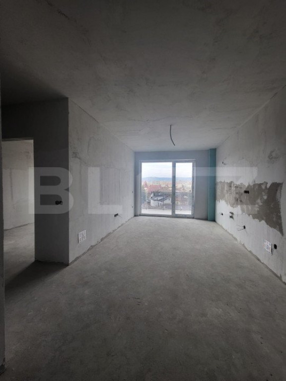OPORTUNITATE! Apartament cu 3 camere, 2 bai, 65 mp ,Zona Ma