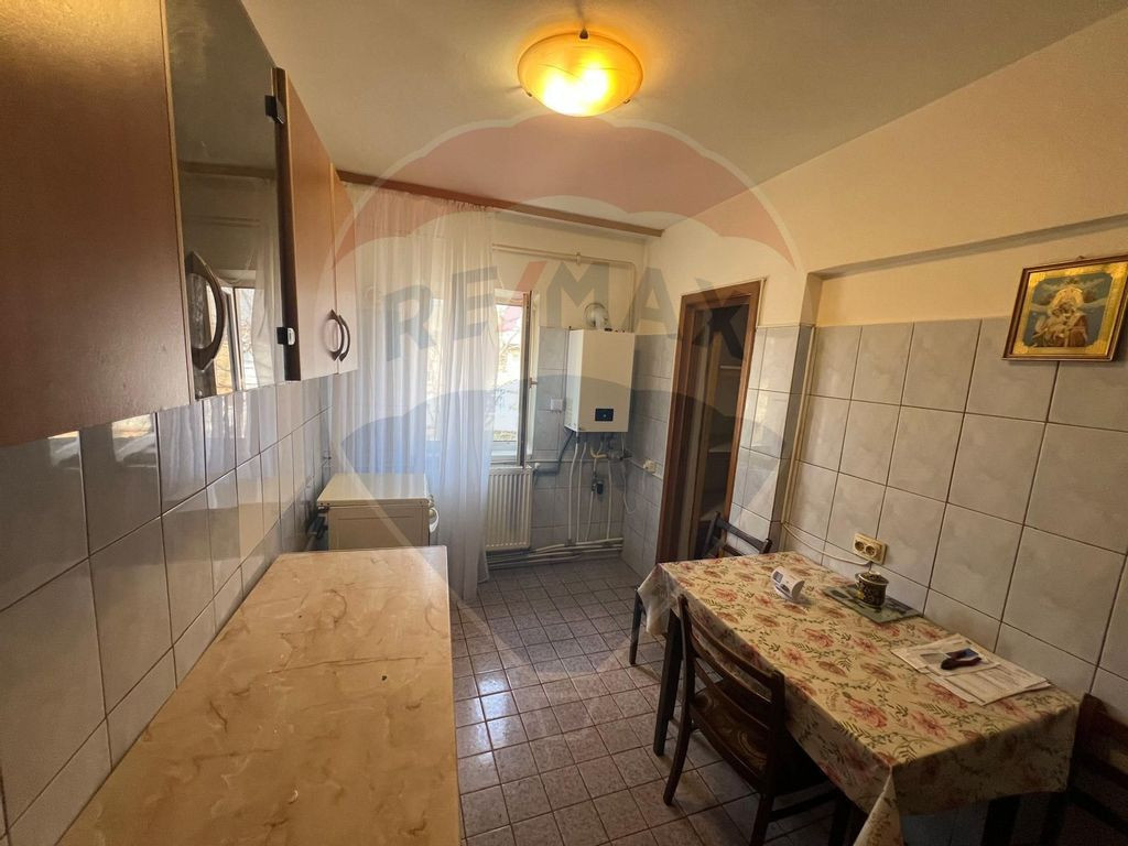 Apartament cu 2 camere de vânzare în zona Gara
