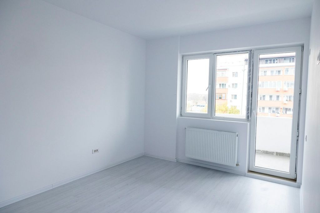 Ap 3 camere, decomandat, spatios, ideal locuința, direct...