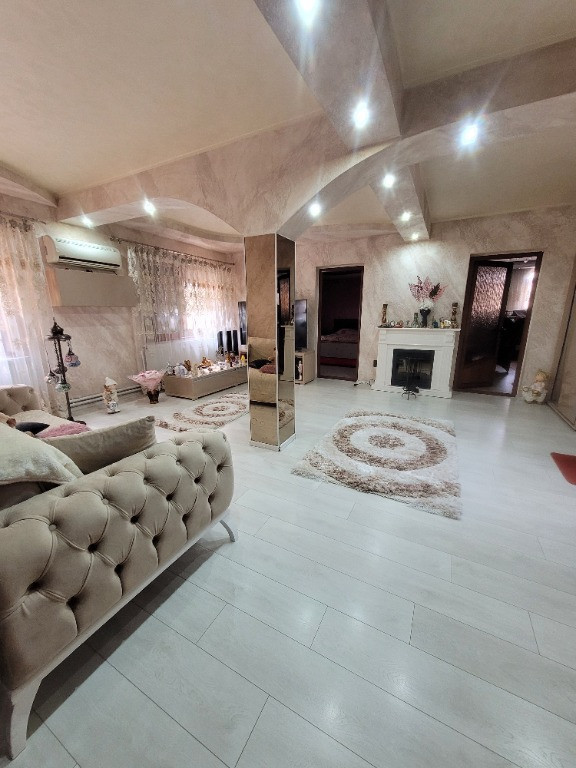 Vila in Chercea P+1E Mobilata utilata