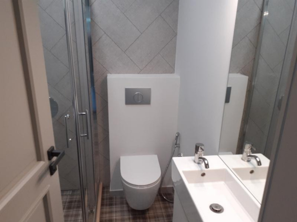 De vanzare apartament cu 3 camere Avantgarden