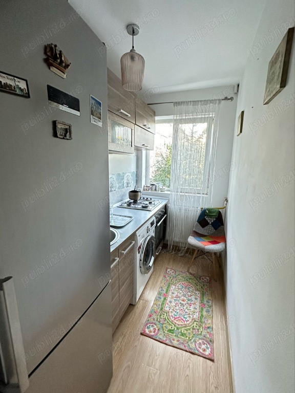 Apartament de vanzare cu 2 camere zona Vlahuta