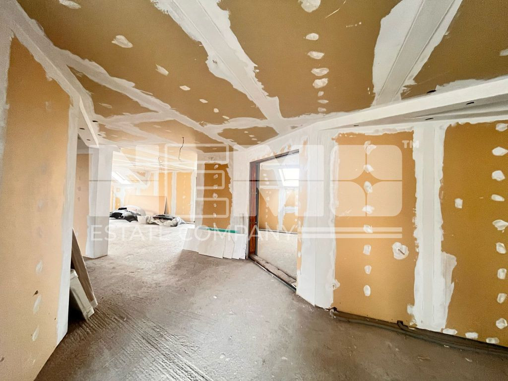 Vanzare/Inchiriere Penthouse +Pod 6 Camere 227 Mp I Sucea...