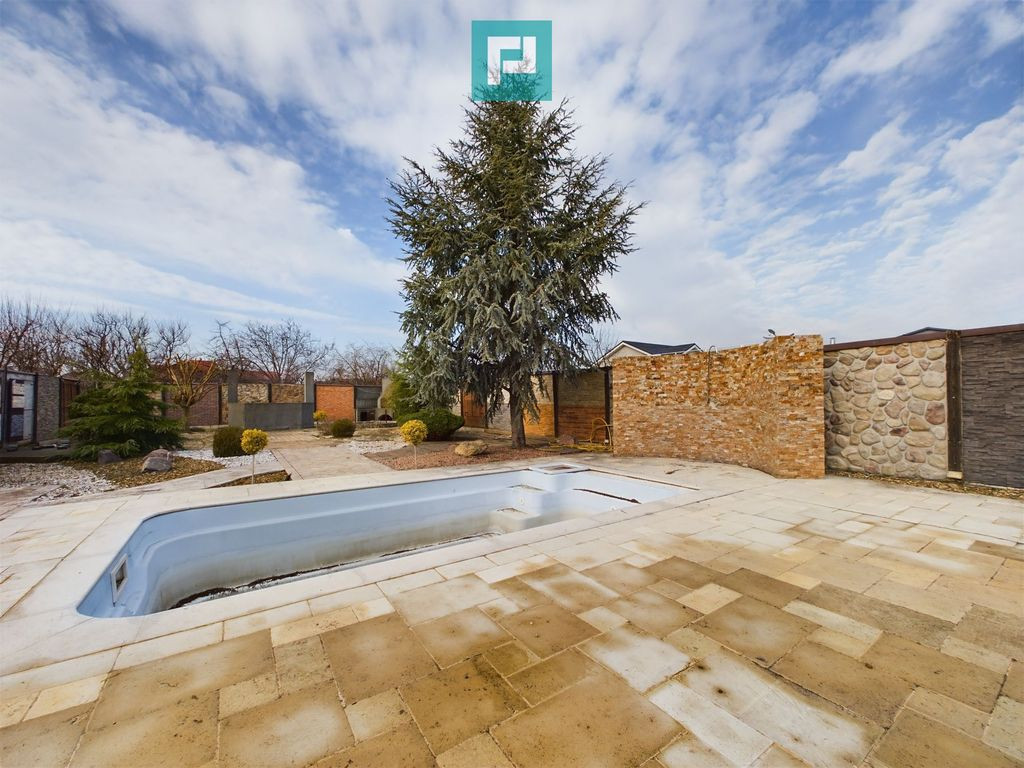 Casă 50 mpu cu teren 720 mp Gradiste