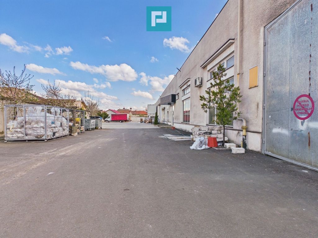 Spațiu industrial 1000 mp de închiriat Aradul Nou