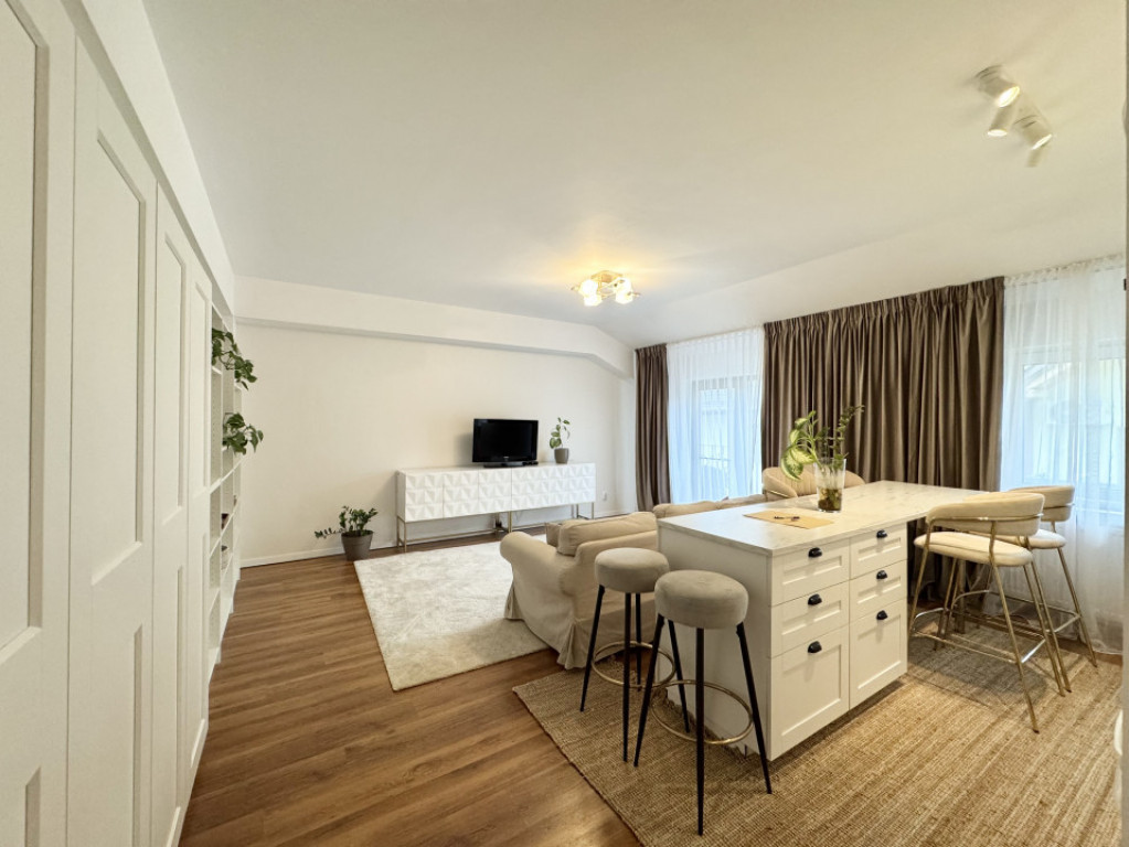 Apartament cu 3 camere zona Nicolae Grigorescu, str Marului