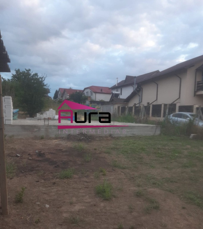 Teren Intravilan cu fundatie Sat Caslita,Com.Mineri