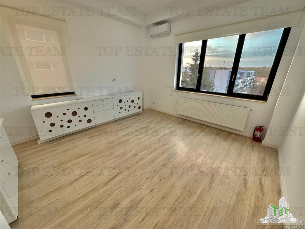 Spatiu comercial de inchiriat terasa 330mp in zona de Nord