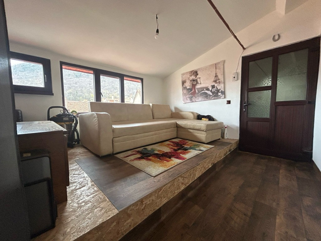 Apartament 3 camere, zona ultracentrala, pretabil regim hotelier!