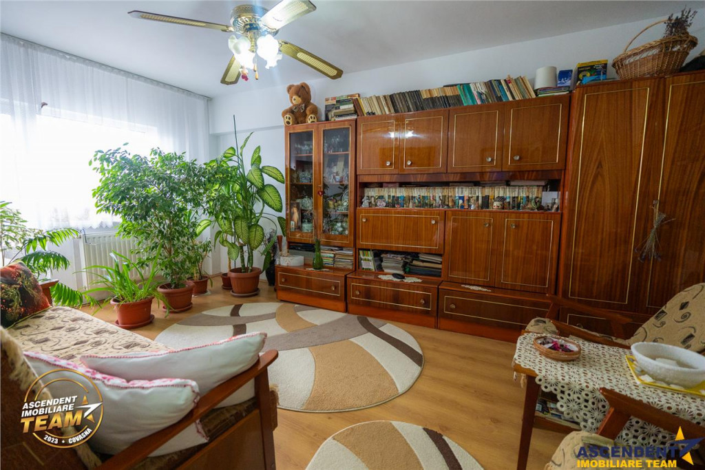 FILM3D! Decomandat,spatios,luminos, potential stil,arie acce