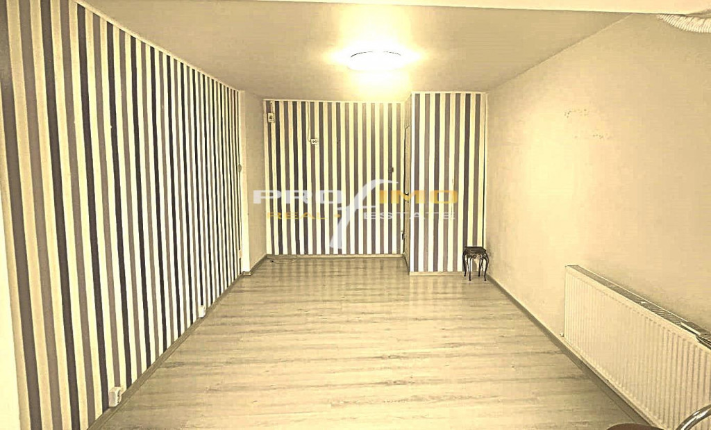 Spatiu Comercial Stradal 22mp.pe Bld.Tomis vis a vis de EMAG